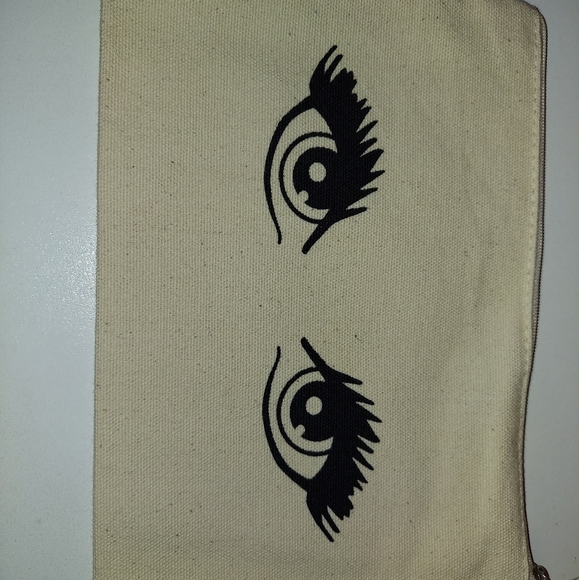 Makeup Bags - Picture 2 of 7